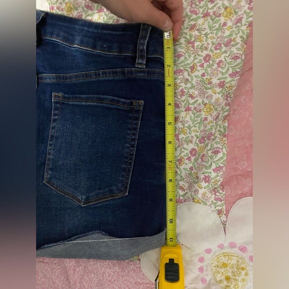 High Waisted Shorts - Picture 3 of 5